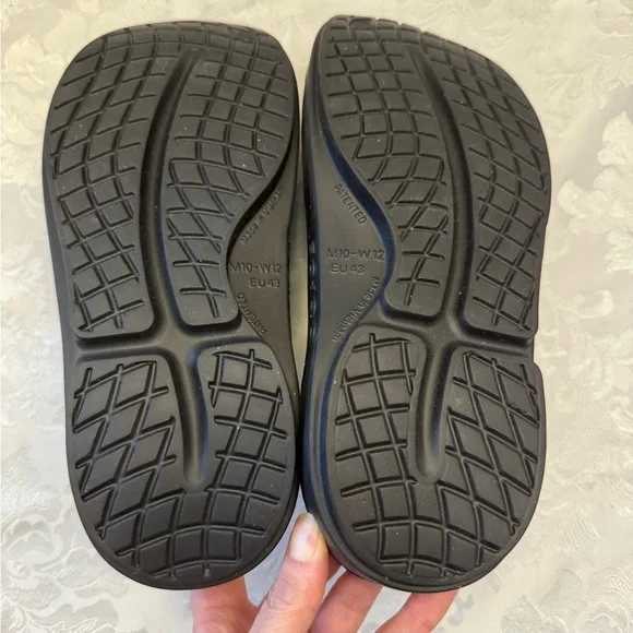 OOFOS OOcloog Limited Jungle Camo Slip On Recovery Clogs M10 W 12 Comfort Shoe - Picture 5 of 8